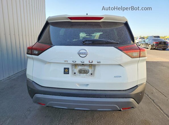 5N1BT3AB4PC794748 2023 NISSAN ROGUE White Widok wnętrza z przodu