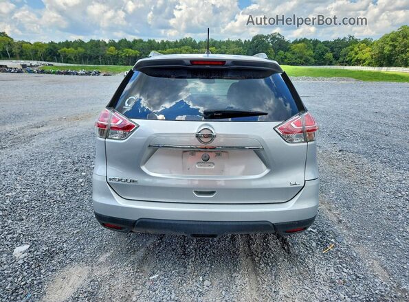 5N1AT2MT6GC917394 2016 NISSAN ROGUE Серебряный Вид салона спереди