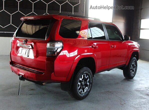 JTEBU5JR0H5437725 2017 TOYOTA 4RUNNER Red წინა მარჯვენა