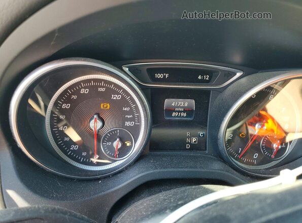 WDCTG4EB7JJ478030 2018 MERCEDES-BENZ GLA White Vista de los asientos traseros