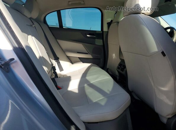 SAJAS4BN5HA976426 2017 JAGUAR XF Gray Widok wnętrza z tyłu