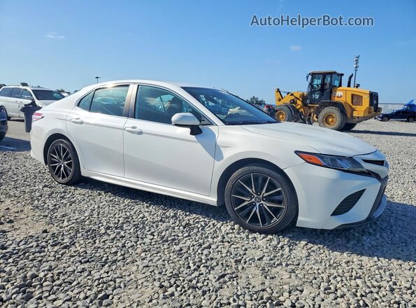 4T1G11AK6LU506734 2020 TOYOTA CAMRY White Widok z przodu