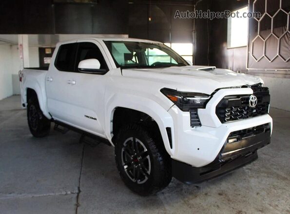 3TMLB5JN2SM176210 2025 TOYOTA TACOMA White Հետևի ձախ