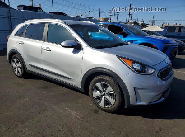 KNDCD3LD3K5332294 2019 KIA NIRO Silver წინა ხედი