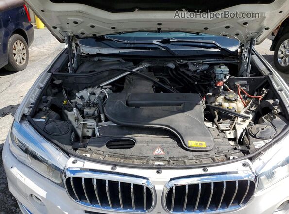 5UXKT0C59G0S75866 2016 BMW X5 White VIN კოდის სტიკერის ხედი
