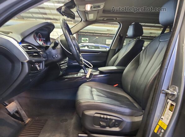 5UXKT0C50G0S78381 2016 BMW X5 Серый Вид панели приборов