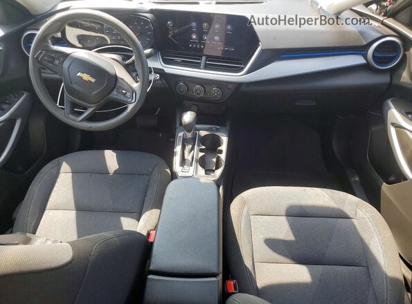 KL77LFEPXSC304448 2025 CHEVROLET TRAX Gray Instrument cluster view