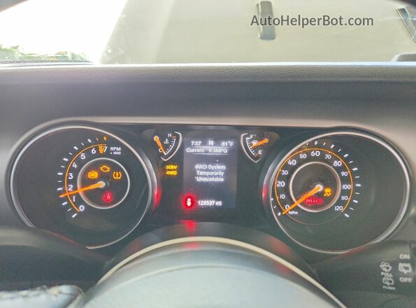 1C4HJXDG1JW122719 2018 JEEP WRANGLER White Widok tylnych siedzeń