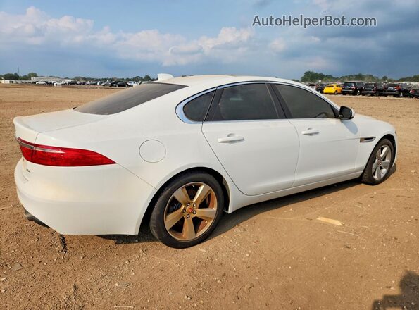 SAJBR4FX1JCY69492 2018 JAGUAR XF White Передня права чверть