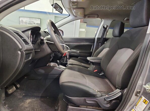 JA4AP3AU2JZ015383 2018 MITSUBISHI OUTLANDER Gray Вид панелі приладів