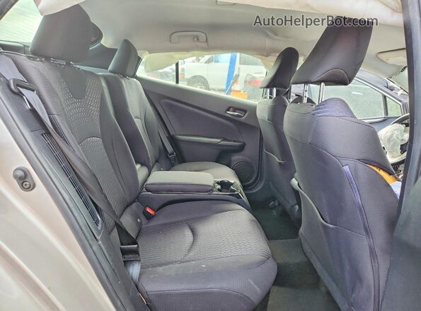 JTDKARFPXH3035945 2017 TOYOTA PRIUS Gray Rear interior view