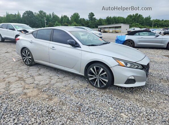 1N4BL4CV3KC148925 2019 NISSAN ALTIMA Silver Widok z przodu