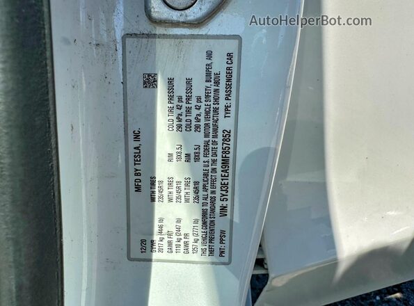 5YJ3E1EA9MF857852 2021 TESLA MODEL Белый Вид задней части салона