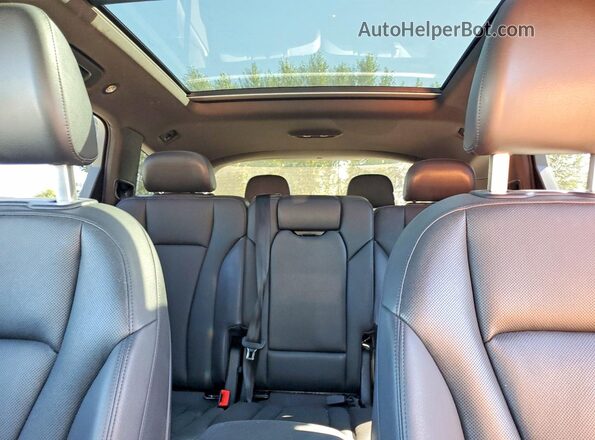 WA1LAAF79HD031346 2017 AUDI Q7 Silver უკანა სალონის ხედი