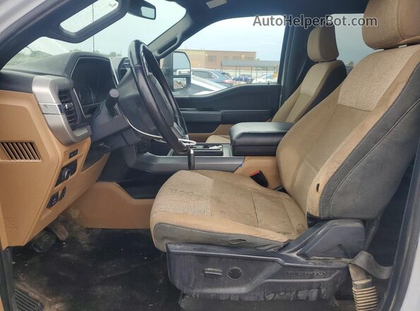 1FTFW1E87NKE37244 2022 FORD F150 White Vista del salpicadero