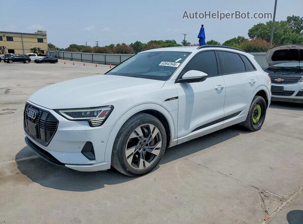 WA1AAAGEXNB007777 2022 AUDI E-TRON White Rear left