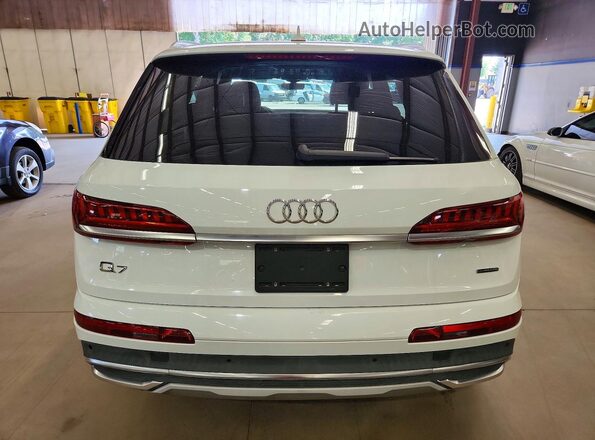 WA1LXAF76LD002569 2020 AUDI Q7 White Вид салону спереду