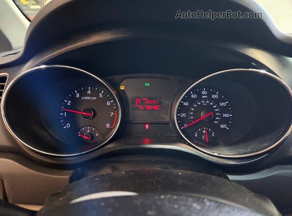 KNDMB5C19G6178073 2016 KIA SEDONA Silver Widok tylnych siedzeń
