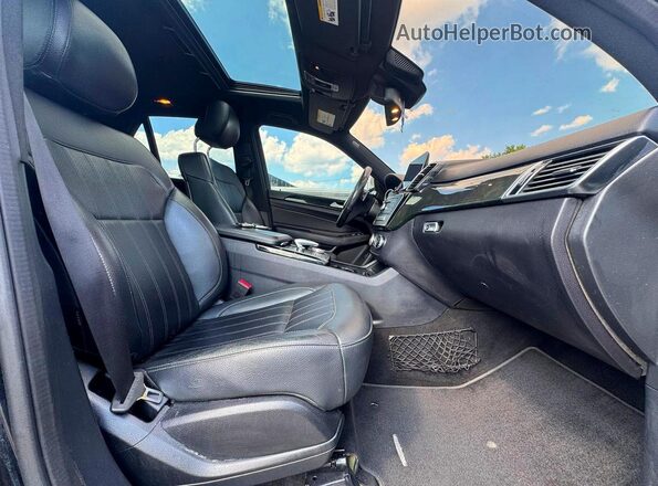 4JGDA5HB1HA884534 2017 MERCEDES-BENZ GLE Black Вид ззаду