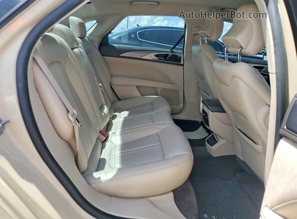 3LN6L5A98JR604291 2018 LINCOLN MKZ Cream Սալոնի հետևի տեսք