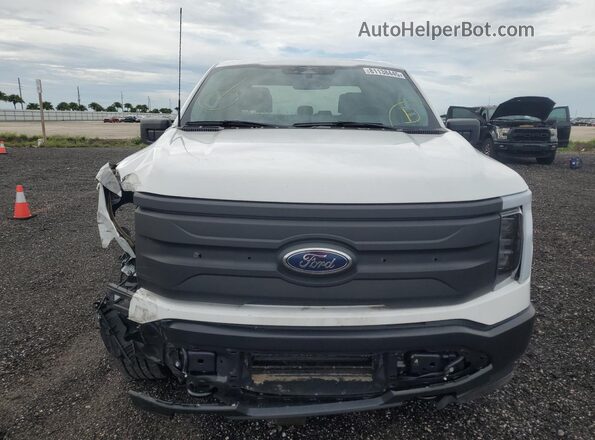 1FT6W1EV0PWG32426 2023 FORD F-150 LIGHTNING Белый Вид сзади