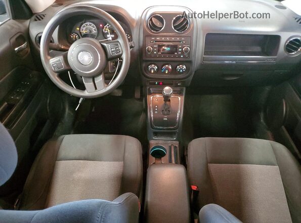 1C4NJPBA2HD140525 2017 JEEP PATRIOT White Widok zestawu wskaźników