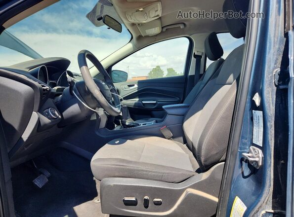 1FMCU0GD7KUB13235 2019 FORD ESCAPE Серый Вид панели приборов