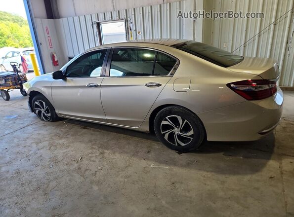 1HGCR2F34HA298740 2017 HONDA ACCORD Tan Trasero derecho