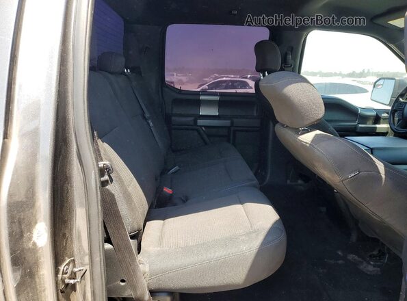 1FTEW1CP5GKD22148 2016 FORD F150 Gray Vista interior trasera