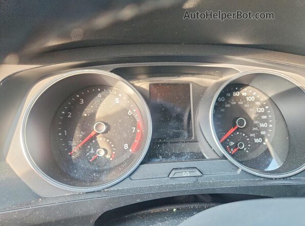 3VV3B7AXXKM104721 2019 VOLKSWAGEN TIGUAN Зеленый Вид задних сидений