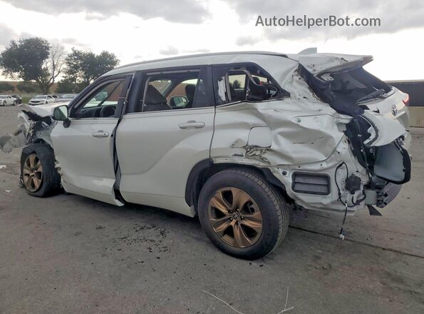 5TDABRCH6PS581340 2023 TOYOTA HIGHLANDER White Задня права чверть
