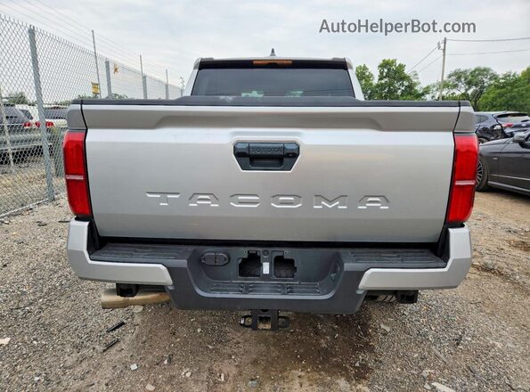3TYKB5FN3RT011205 2024 TOYOTA TACOMA Silver Front interior view
