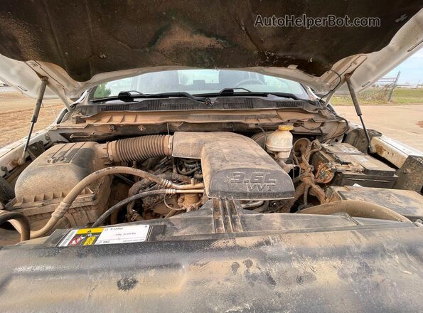 1C6RR7FG6JS274357 2018 RAM 1500 Белый Вид панели приборов