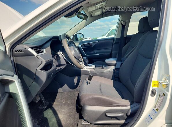 2T3G1RFV8NC260637 2022 TOYOTA RAV4 Белый Вид панели приборов