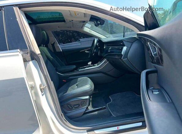 WA1EVBF15PD015447 2023 AUDI Q8 White Instrument cluster view