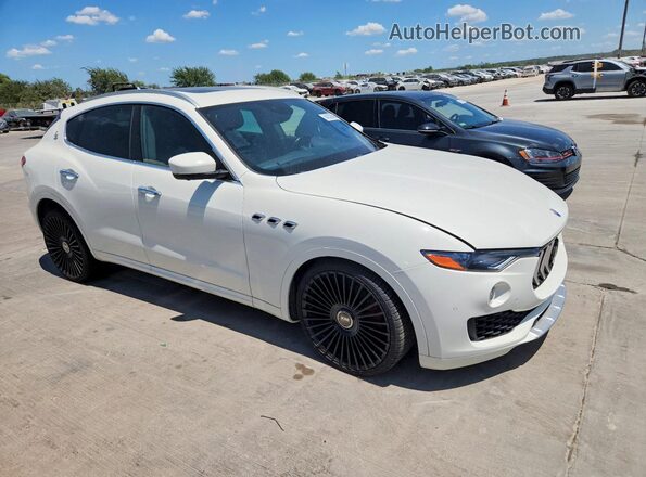 ZN661XUL3HX210825 2017 MASERATI ALL OTHER White Vista frontal