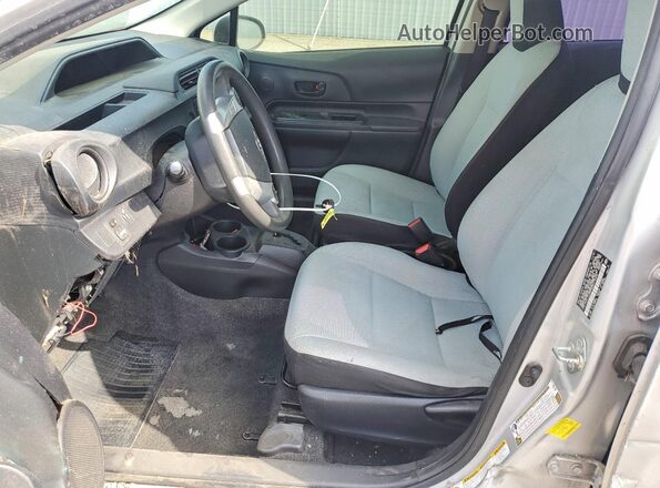 JTDKDTB33G1115976 2016 TOYOTA PRIUS Silver Widok deski rozdzielczej
