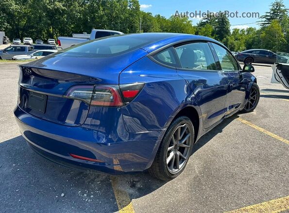 5YJ3E1EA1PF385831 2023 TESLA MODEL Синий Передняя правая четверть