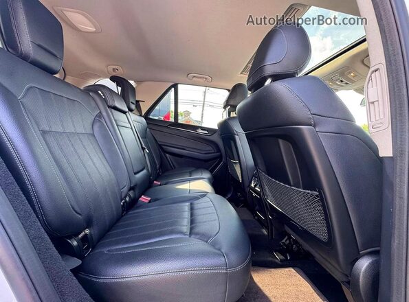 4JGDA6EB9JB005050 2018 MERCEDES-BENZ GLE White Вид салону спереду