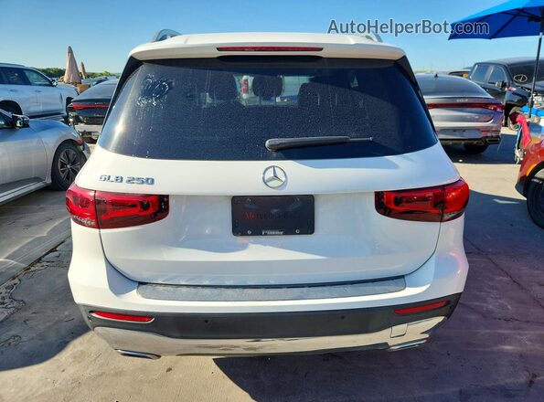 WDC4M4GB7LW011528 2020 MERCEDES-BENZ GLB-CLASS White Vista interior delantera