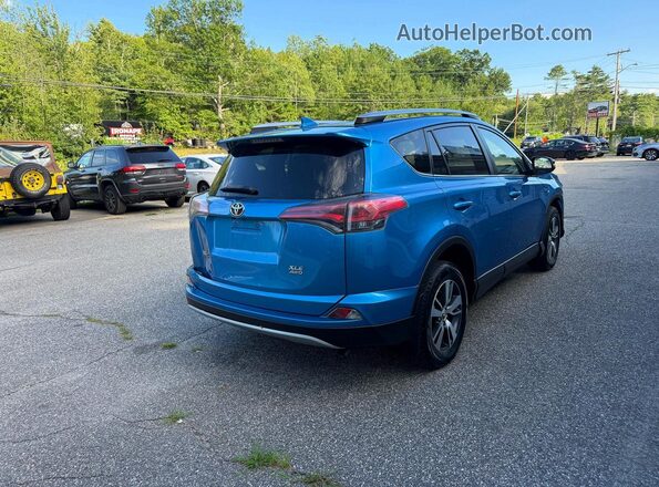 JTMRFREV2HJ168047 2017 TOYOTA RAV4 Blue Դիմացի տեսք