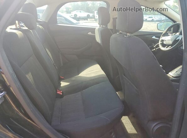 1FADP3FE5JL209466 2018 FORD FOCUS Black Սալոնի հետևի տեսք