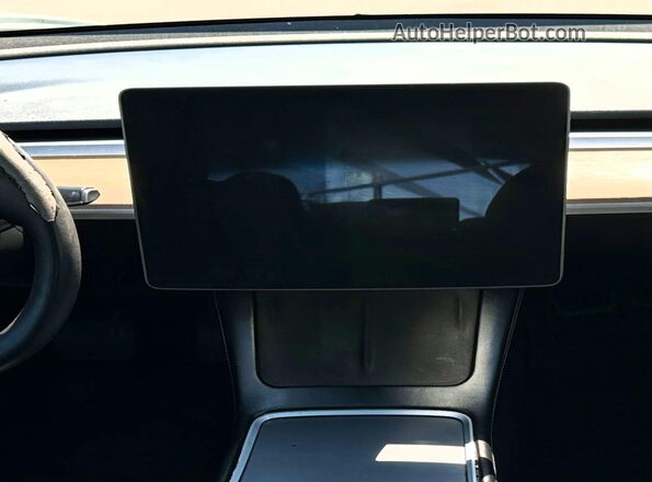 5YJ3E1EA9MF857852 2021 TESLA MODEL Белый Вид панели приборов