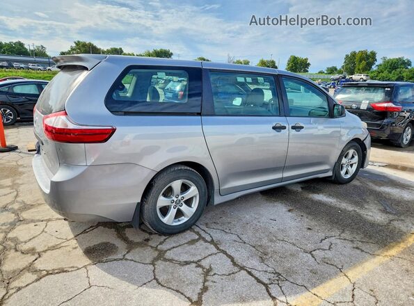 5TDZZ3DC0JS959545 2018 TOYOTA SIENNA Silver Delantero derecho