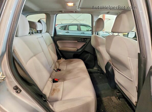 JF2SJAEC2JH527959 2018 SUBARU FORESTER Silver Շարժիչի բաժամունքի տեսք