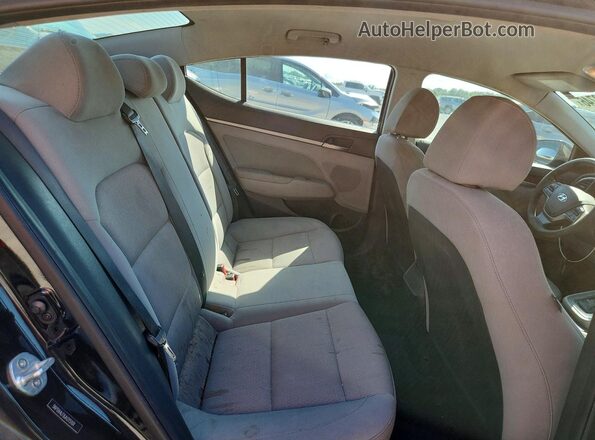 5NPD84LF8JH215101 2018 HYUNDAI ELANTRA Черный Вид задней части салона