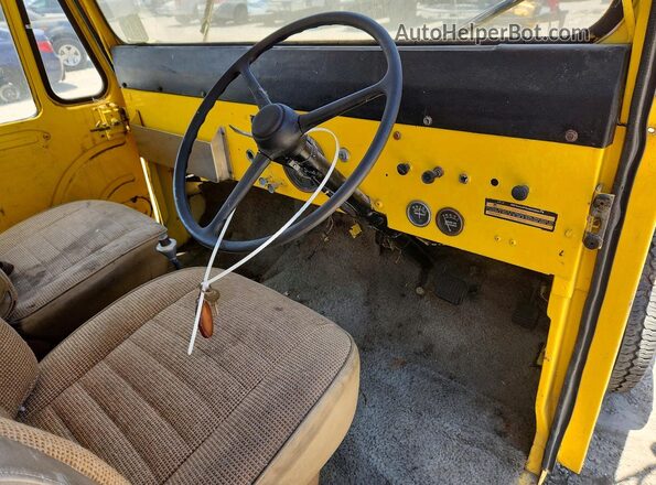 8511010323 1970 JEEP JEEP Yellow Вид панелі приладів