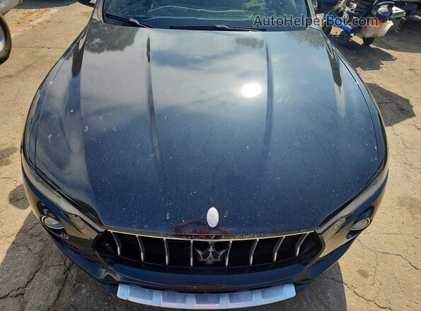 ZN661XUL9HX233266 2017 MASERATI LEVANTE Черный Вид подкапотного пространства
