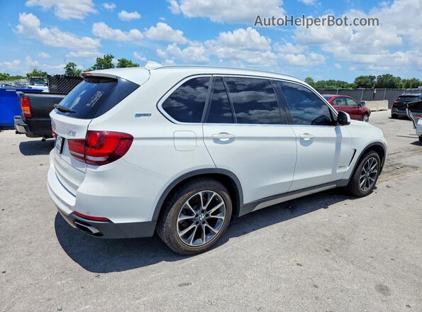5UXKT0C30H0S80843 2017 BMW X5 White Front right