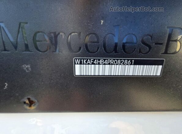 W1KAF4HB4PR082861 2023 MERCEDES-BENZ C-CLASS White Вид задньої частини салону